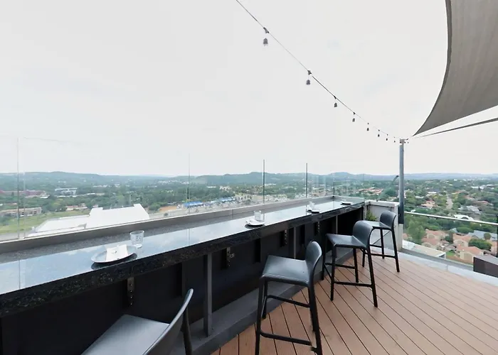 Furnished Apartment In The Heart Of Menlyn Maine 1209